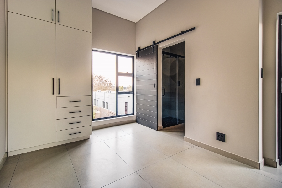 4 Bedroom Property for Sale in Parkhaven Gauteng