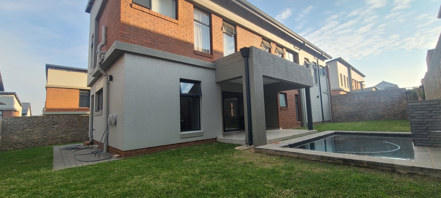 To Let 3 Bedroom Property for Rent in Carlswald Estate Gauteng