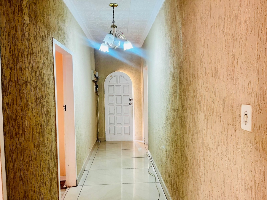 3 Bedroom Property for Sale in Lorentzville Gauteng