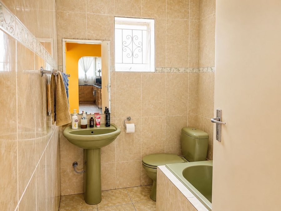 3 Bedroom Property for Sale in Lorentzville Gauteng