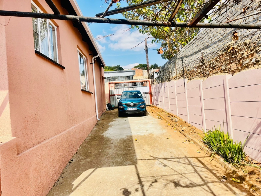 3 Bedroom Property for Sale in Lorentzville Gauteng