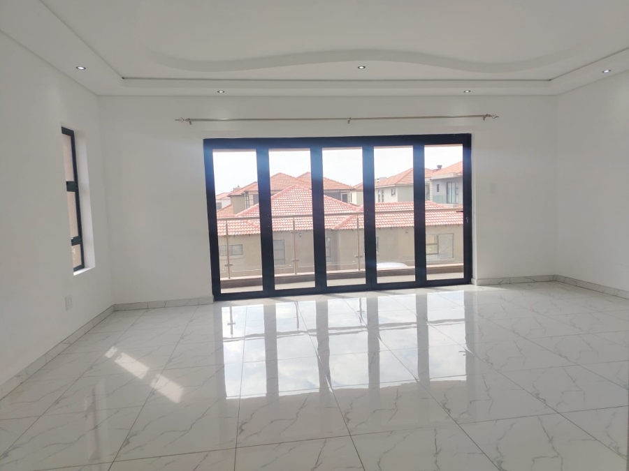 4 Bedroom Property for Sale in Parkrand Gauteng