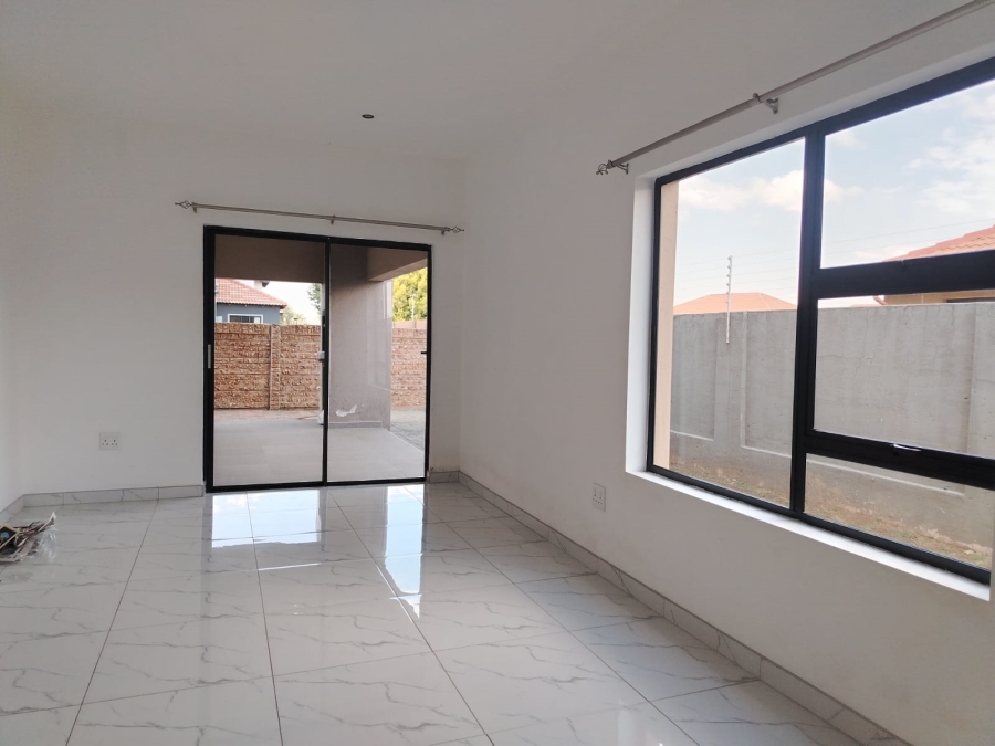 4 Bedroom Property for Sale in Parkrand Gauteng