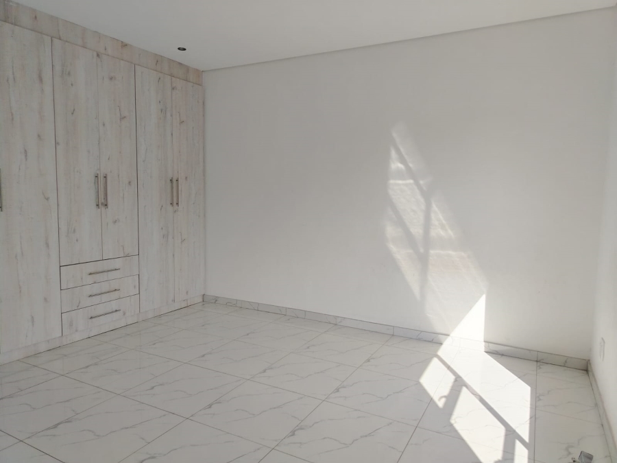 To Let 4 Bedroom Property for Rent in Parkrand Gauteng