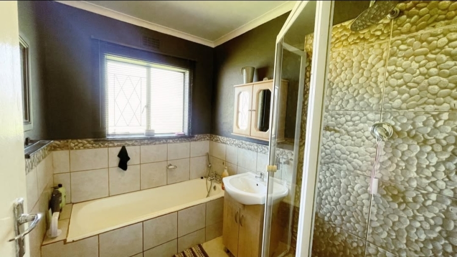 4 Bedroom Property for Sale in Visagie Park Gauteng