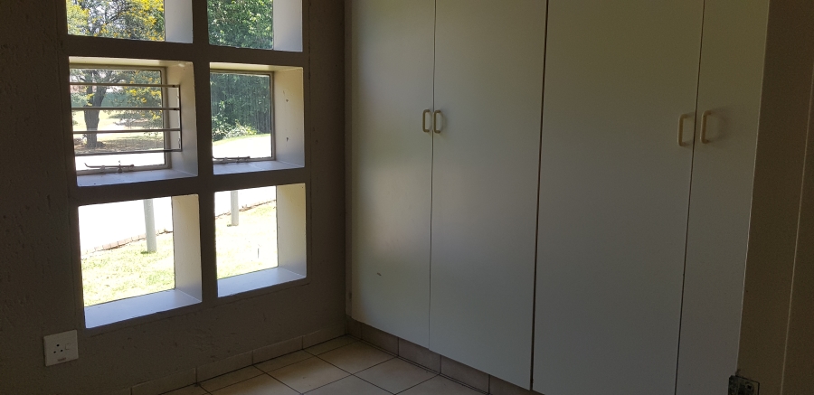 To Let 3 Bedroom Property for Rent in Mulbarton Gauteng