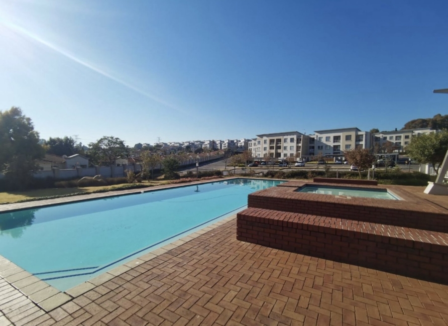 To Let 2 Bedroom Property for Rent in Paulshof Gauteng