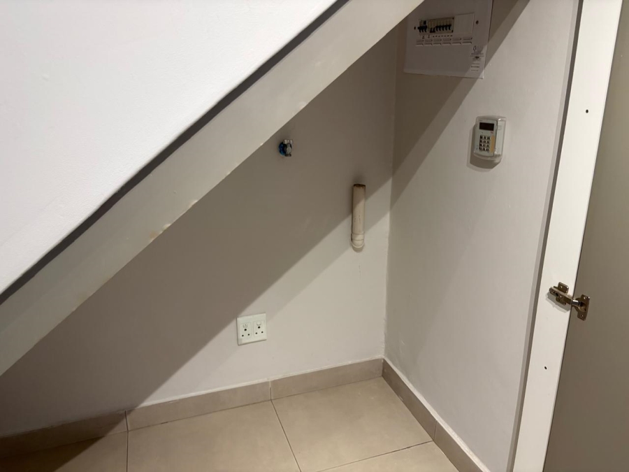 To Let 3 Bedroom Property for Rent in Die Wilgers Gauteng