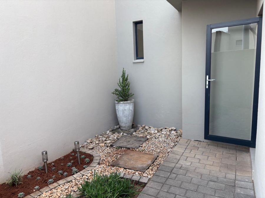 To Let 3 Bedroom Property for Rent in Die Wilgers Gauteng
