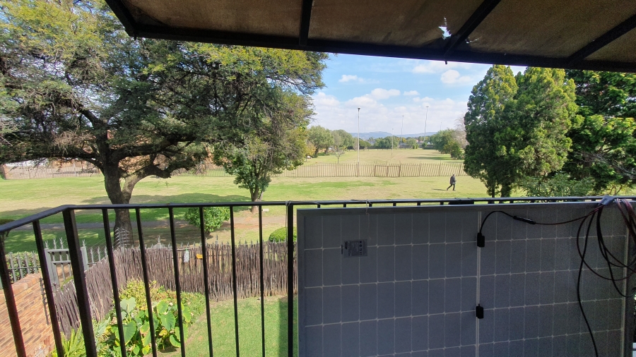 2 Bedroom Property for Sale in Verwoerdpark Gauteng