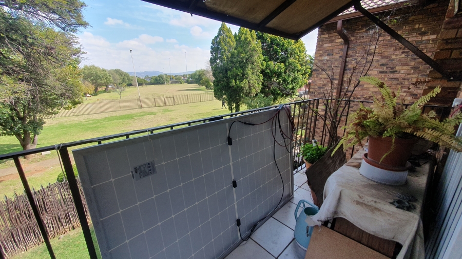 2 Bedroom Property for Sale in Verwoerdpark Gauteng