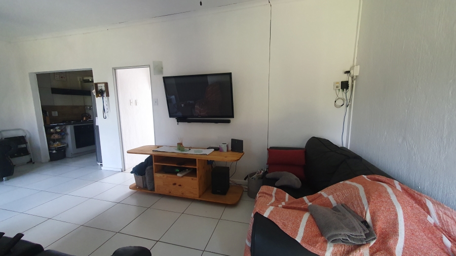 2 Bedroom Property for Sale in Verwoerdpark Gauteng