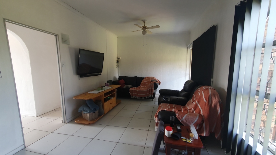 2 Bedroom Property for Sale in Verwoerdpark Gauteng