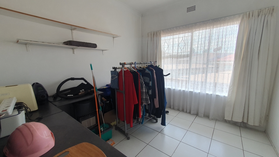 2 Bedroom Property for Sale in Verwoerdpark Gauteng