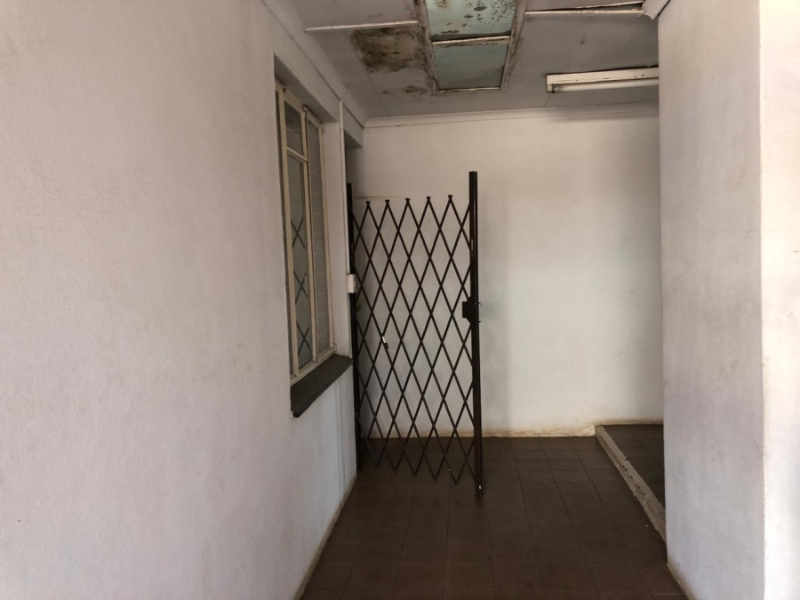 4 Bedroom Property for Sale in Laudium Gauteng