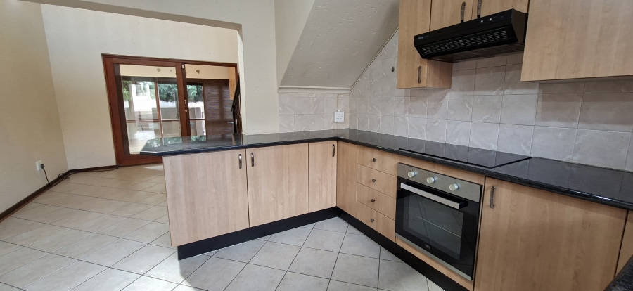 2 Bedroom Property for Sale in Noordheuwel Gauteng