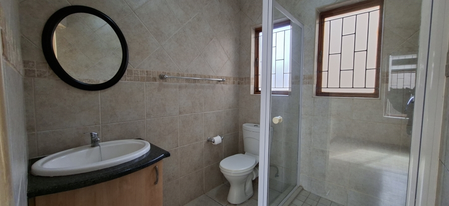 2 Bedroom Property for Sale in Noordheuwel Gauteng