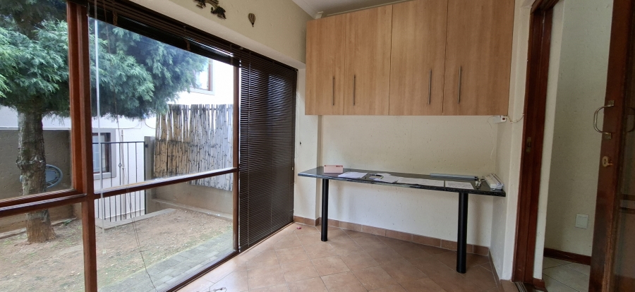 2 Bedroom Property for Sale in Noordheuwel Gauteng