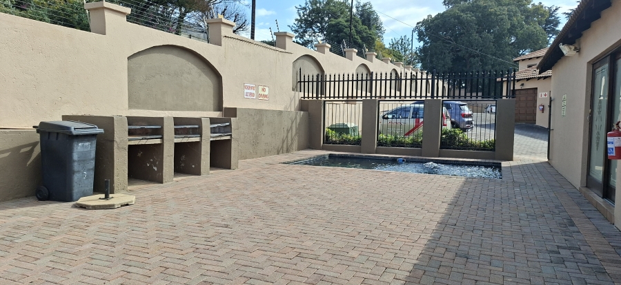 2 Bedroom Property for Sale in Noordheuwel Gauteng