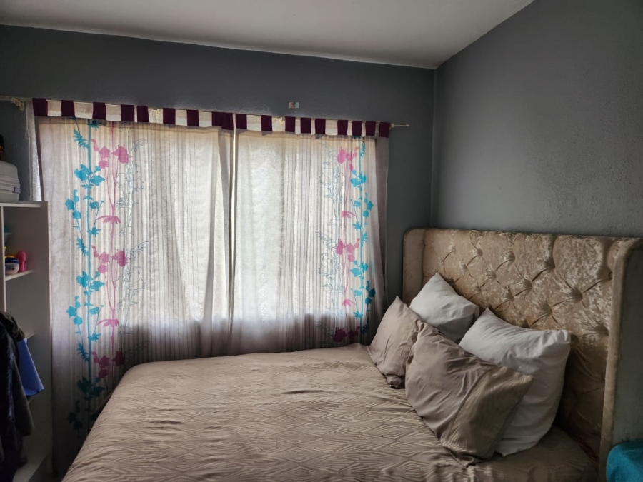 2 Bedroom Property for Sale in Restonvale A H Gauteng
