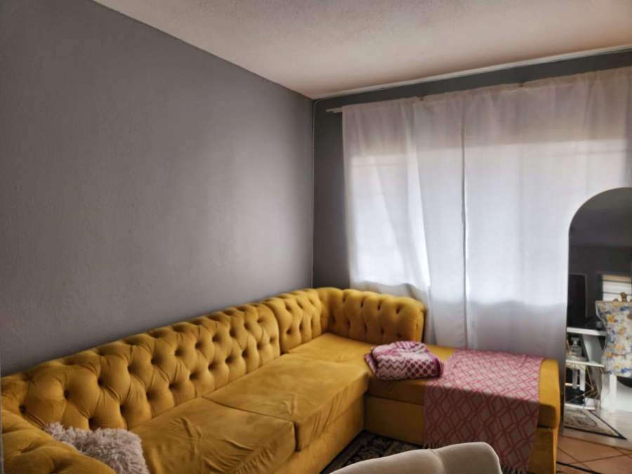 2 Bedroom Property for Sale in Restonvale A H Gauteng