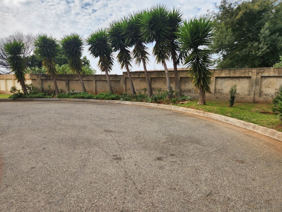 2 Bedroom Property for Sale in Restonvale A H Gauteng