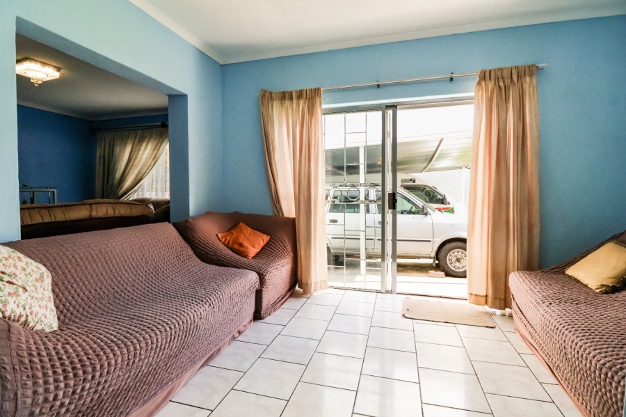 3 Bedroom Property for Sale in Country View Gauteng