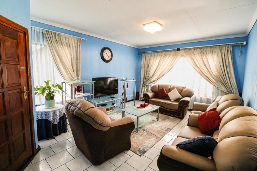 3 Bedroom Property for Sale in Country View Gauteng