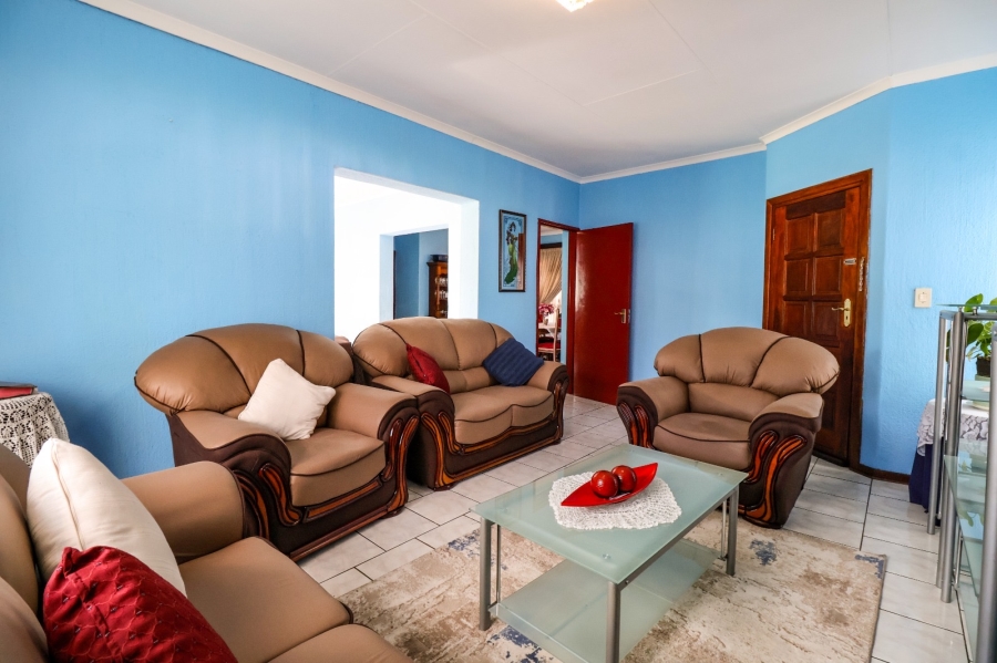 3 Bedroom Property for Sale in Country View Gauteng