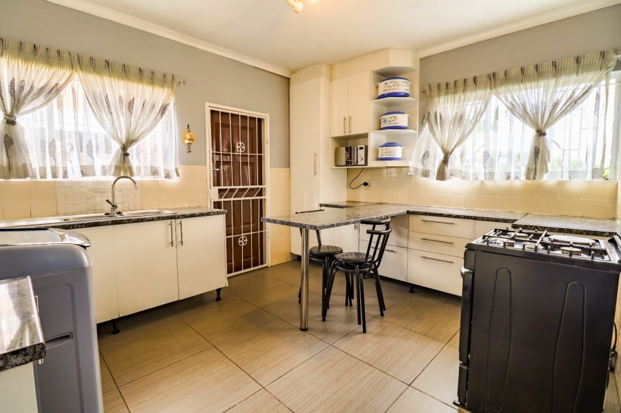 3 Bedroom Property for Sale in Country View Gauteng