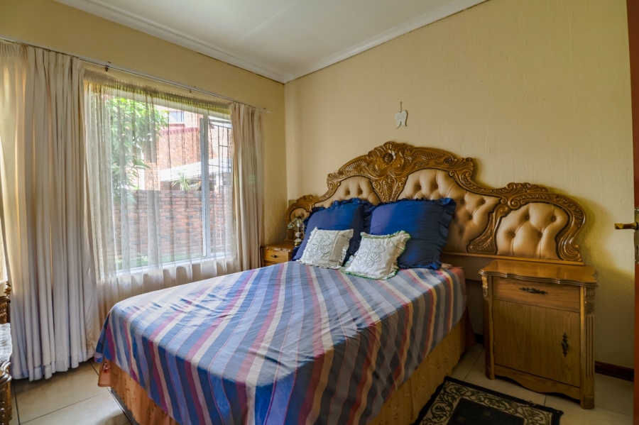 3 Bedroom Property for Sale in Country View Gauteng