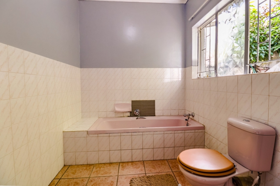 3 Bedroom Property for Sale in Country View Gauteng