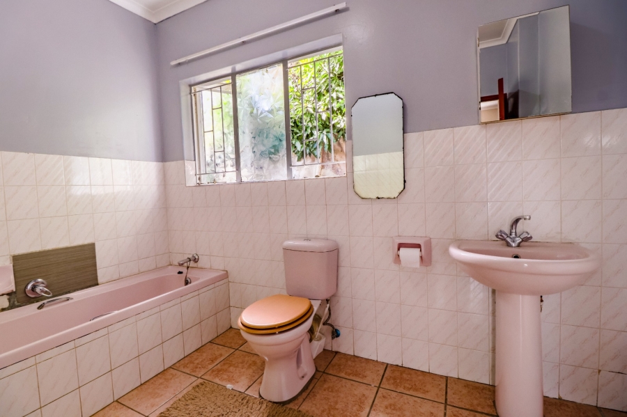 3 Bedroom Property for Sale in Country View Gauteng