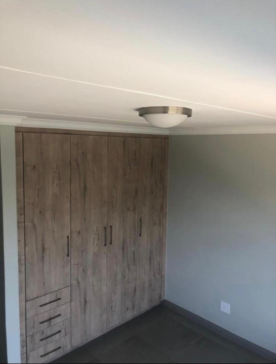 2 Bedroom Property for Sale in Carlswald Gauteng