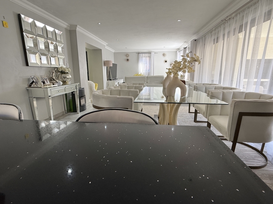 3 Bedroom Property for Sale in Olympus AH Gauteng