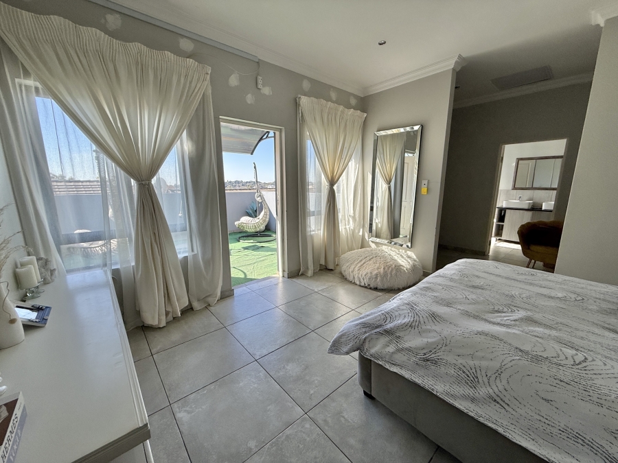 3 Bedroom Property for Sale in Olympus AH Gauteng