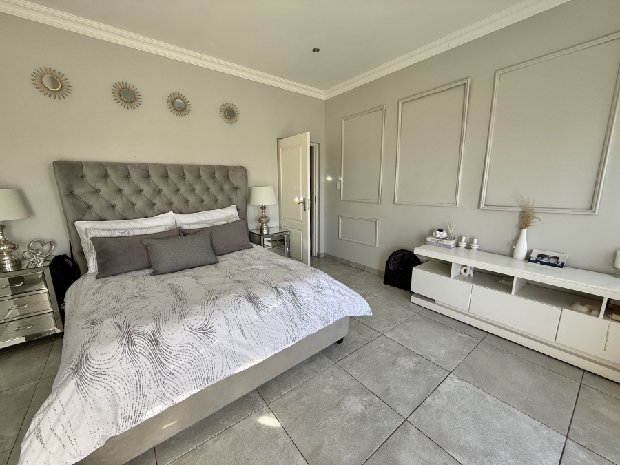 3 Bedroom Property for Sale in Olympus AH Gauteng