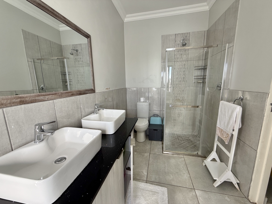 3 Bedroom Property for Sale in Olympus AH Gauteng