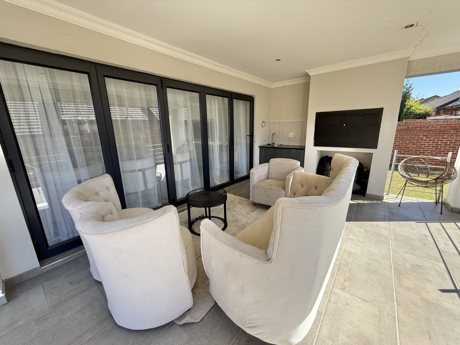 3 Bedroom Property for Sale in Olympus AH Gauteng