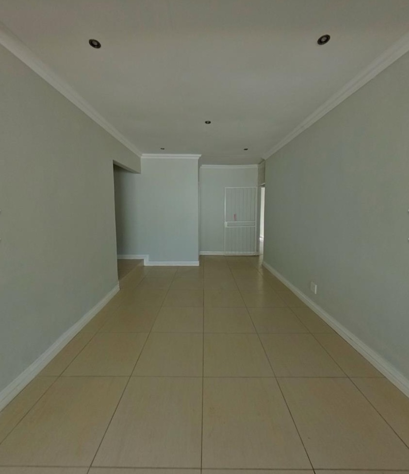 4 Bedroom Property for Sale in Garsfontein Gauteng