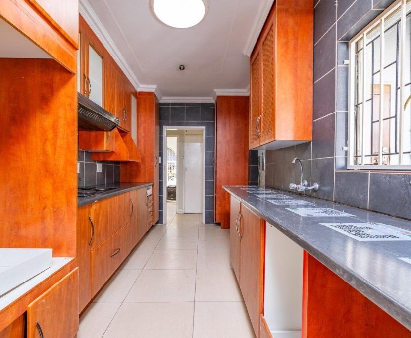 4 Bedroom Property for Sale in Garsfontein Gauteng
