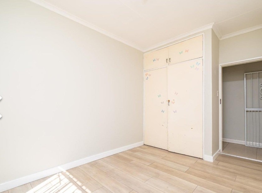 4 Bedroom Property for Sale in Garsfontein Gauteng