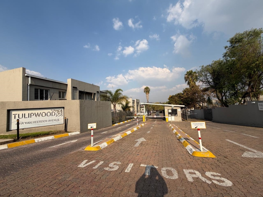 3 Bedroom Property for Sale in Vorna Valley Gauteng