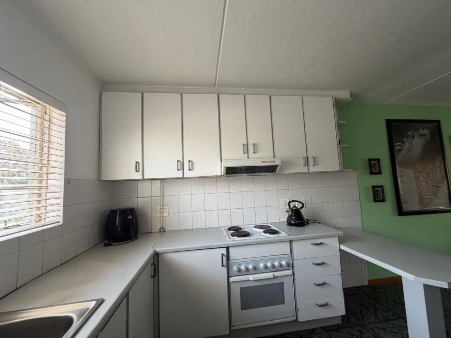 3 Bedroom Property for Sale in Vorna Valley Gauteng