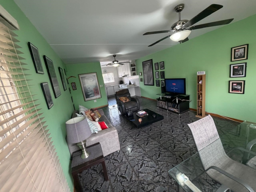 3 Bedroom Property for Sale in Vorna Valley Gauteng
