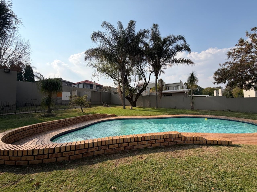 3 Bedroom Property for Sale in Vorna Valley Gauteng