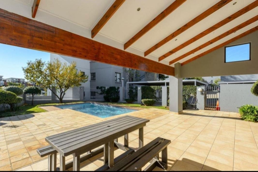 To Let 3 Bedroom Property for Rent in Greenstone Hill Gauteng