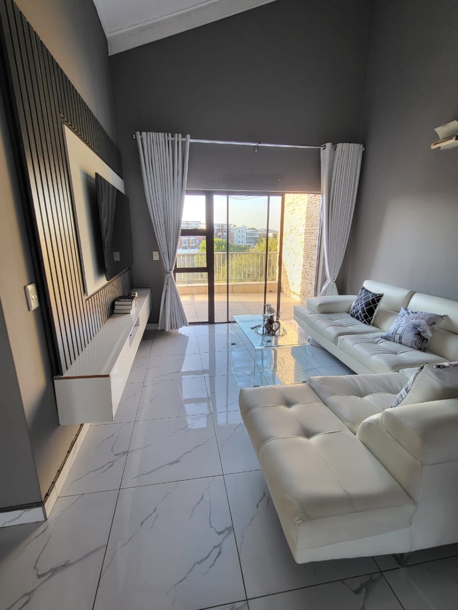 To Let 3 Bedroom Property for Rent in Greenstone Hill Gauteng