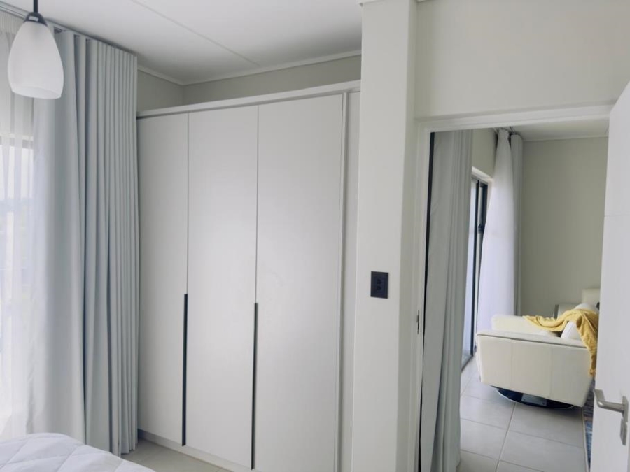 To Let 2 Bedroom Property for Rent in Waterfall Gauteng