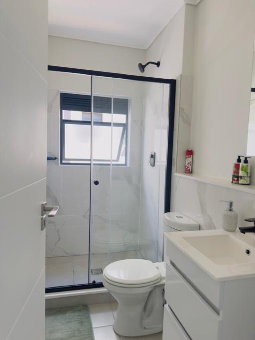 To Let 2 Bedroom Property for Rent in Waterfall Gauteng